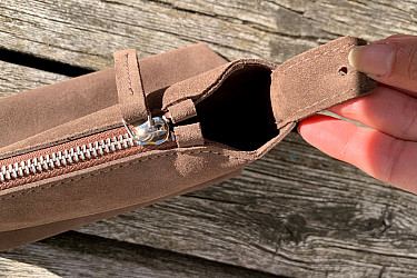 Dámská kabelka CHLOE - VELUR